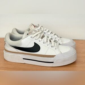 Nike White and Black Sneakers with Tan Accents